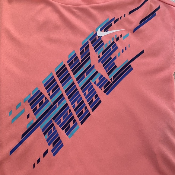 Nike Coral Pink & Blue Dri-Fit Tee T-shirt 3T EUC - Picture 2 of 10